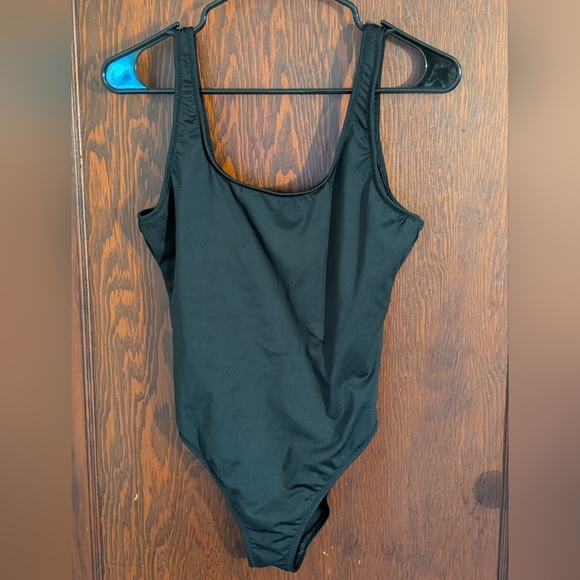 PINK Active One Piece Black Swim Suit - Medium - Picture 2 of 9